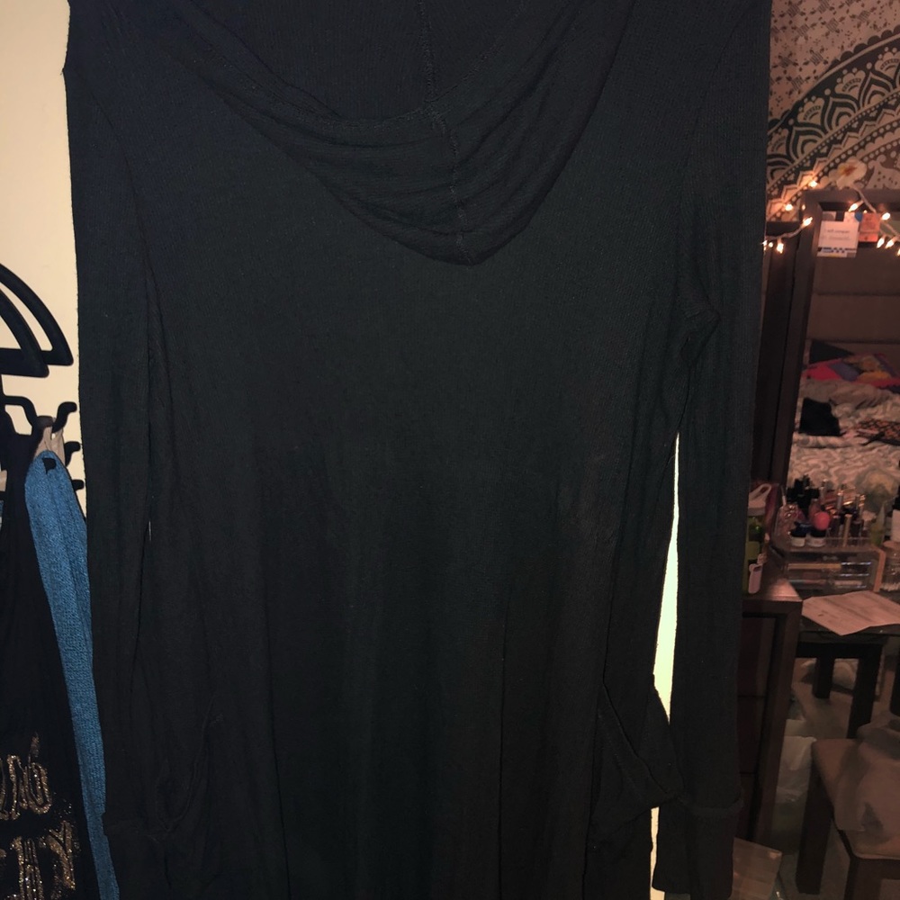 Long black cardigan with pockets and hood